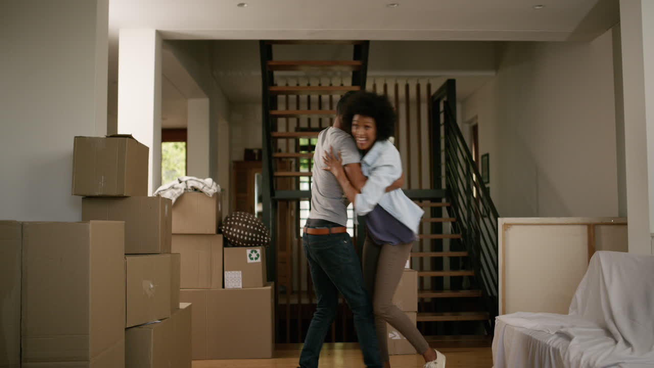 muy contentos en su nuevo hogar