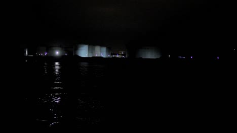 área industrial ubicada en el río