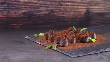 trufas de chocolate en polvo con cacao
