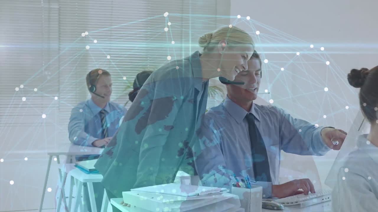 전화 헤드 ⁇ 을 사용하는 비즈니스 사람들에 대한 연결 네트워크와 글로브의 애니메이션