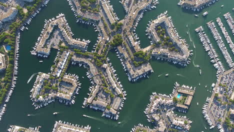 Luftdrohnenaufnahme-Des-Größten-Yachthafens-Europas.-Port-Camargue-Frankreich