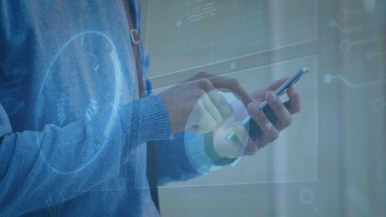 animación de escaneo de alcance y procesamiento de datos sobre empresario biracial usando teléfono inteligente