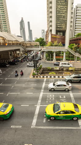 timelapse of rush hour traffic in central bangkok in vertical