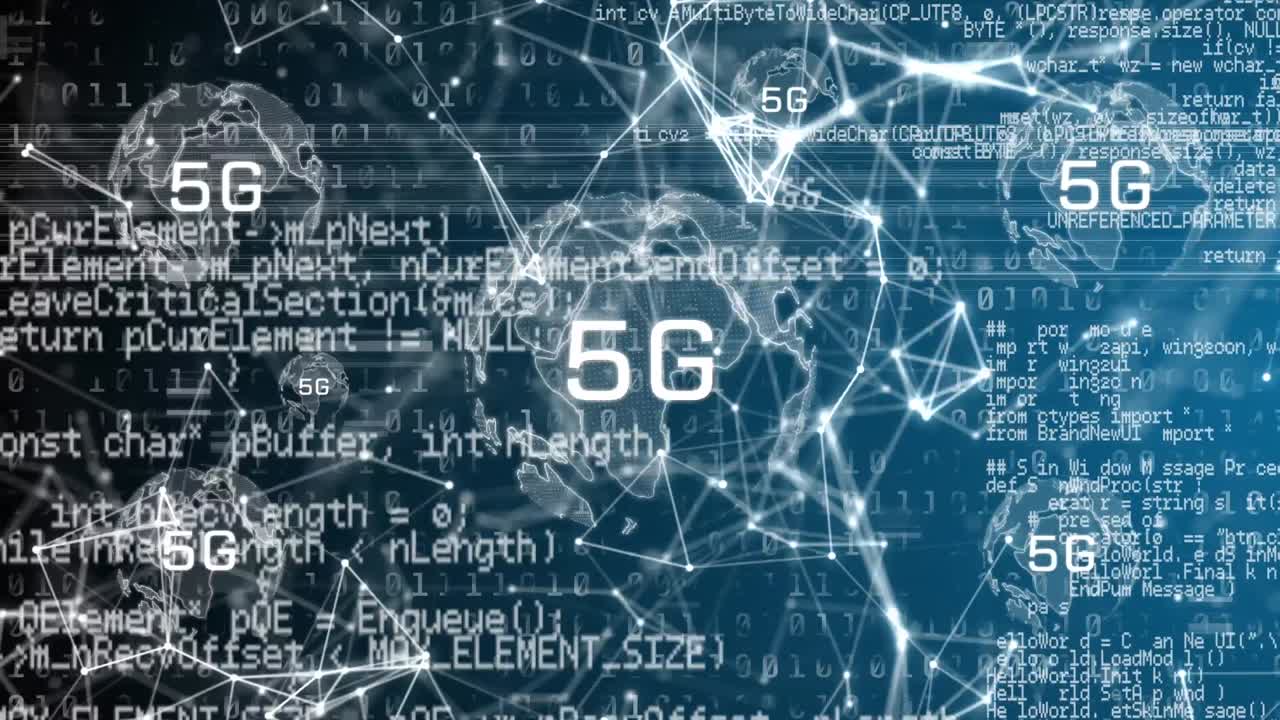 animación de 5g sobre el globo, datos, conexiones, código binario y pantalla digital