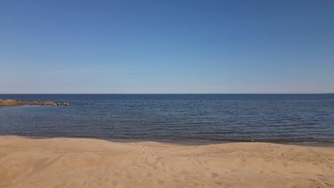 Baltic-natural-Beauty,-Relaxing-Beach-in-Pärnu,-Estonia