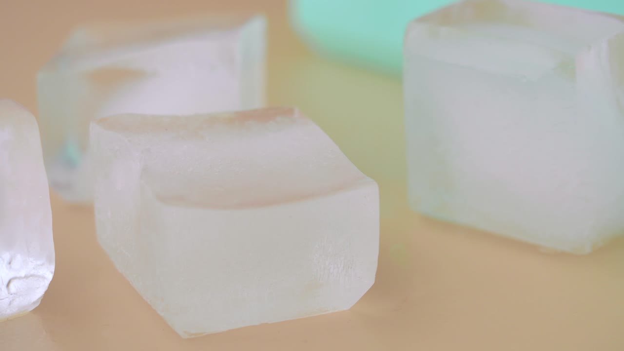 얼음 큐브의 클로즈업