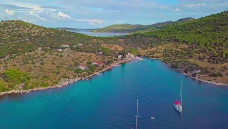 Awesome-croatian-islands-with-beautiful-water-and-green-forests-and-meadows