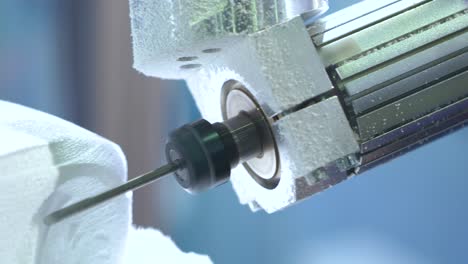 máquina de procesamiento de madera cnc, tecnología moderna en la industria.