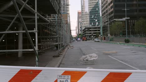 Houston-downtown-city-street-closure-do-to-damage-of-buildings-after-bad-weather