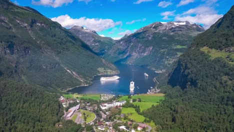 el fiordo de geiranger, noruega.