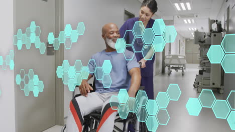 animación del procesamiento de datos médicos sobre una doctora biracial con un paciente masculino.