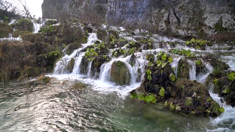 Waterfall-Cascade-in-Plitvice-National-Park-Winter