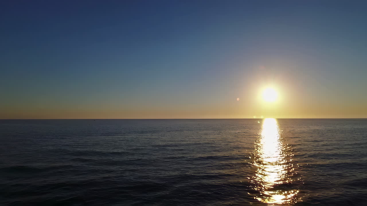 Sunrise or Sunset over the Ocean