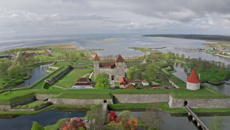 Stein-Mittelalterliche-Festung-Burg-Am-Meer