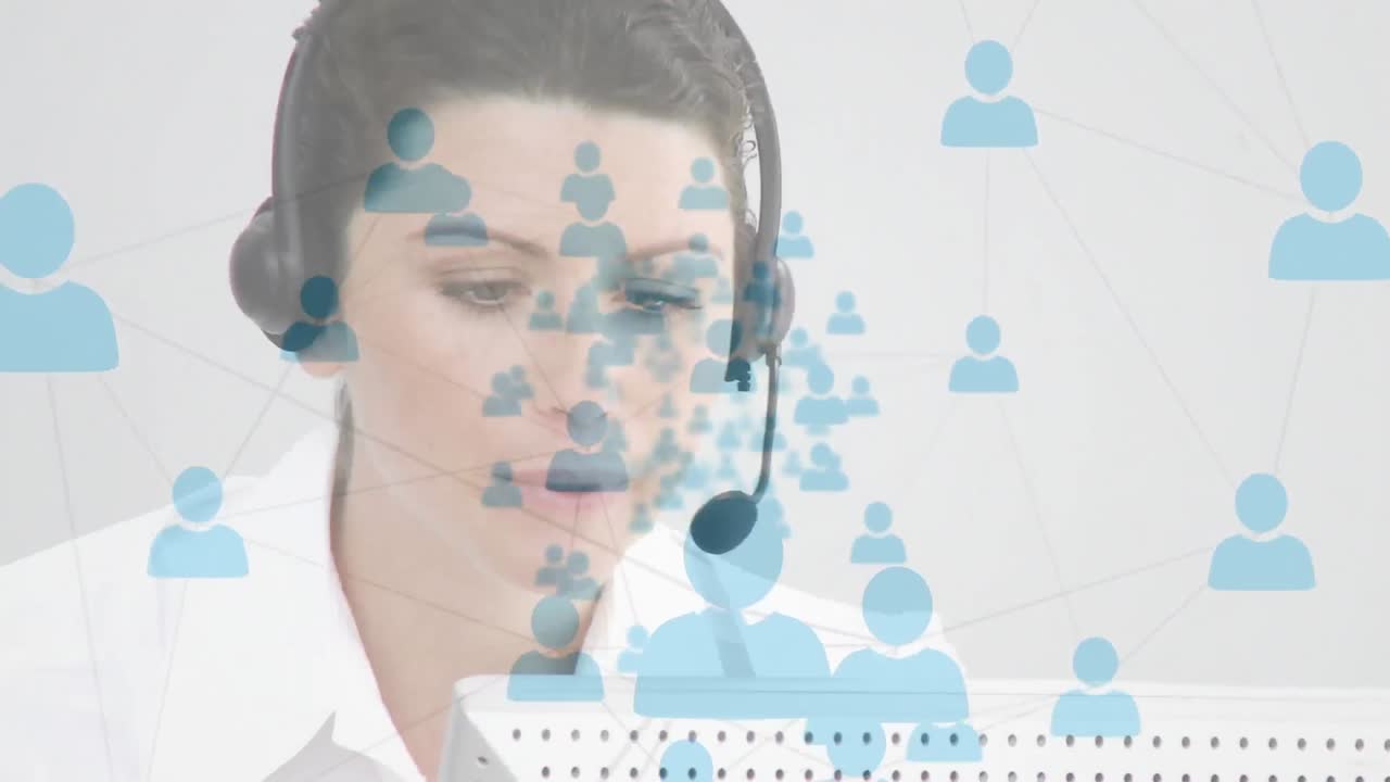 animación de redes de conexiones con iconos sobre mujer de negocios usando auriculares de teléfono