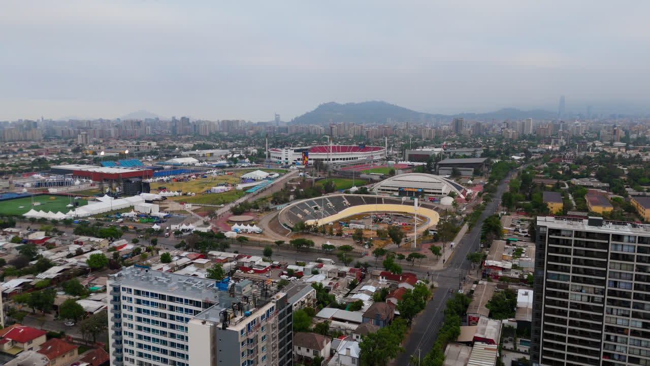 estadio nacional de santiago de chile en una mañana de invierno
