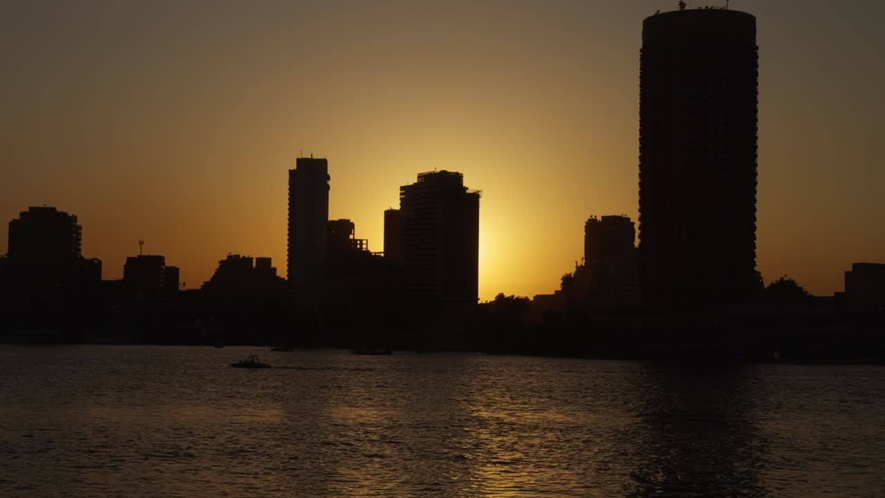 A view of a city overlooking on Nile, close up shot, trucking shot