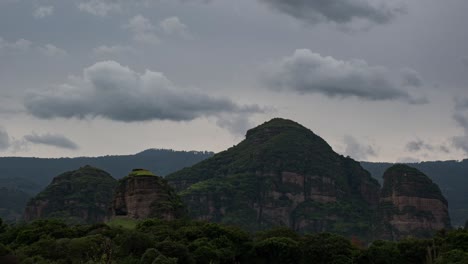 Time-lapse-in-Tlayacapan-at-a-cloudy-day