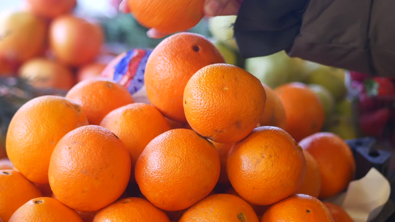 naranjas frescas en el mercado
