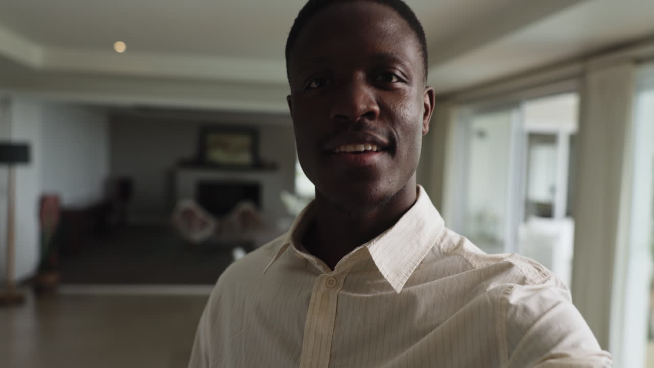 Retrato de um homem sorridente