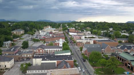 Luftaufnahme-Nach-Unten,-Salem,-Virginia,-In-Der-Nähe-Von-Roanoke,-Kleinstadt,-USA