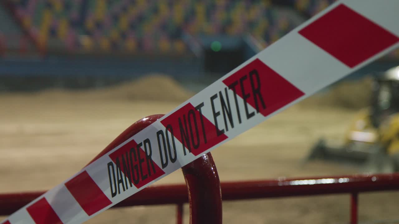 OSHA sign preventing access to a hazardous area