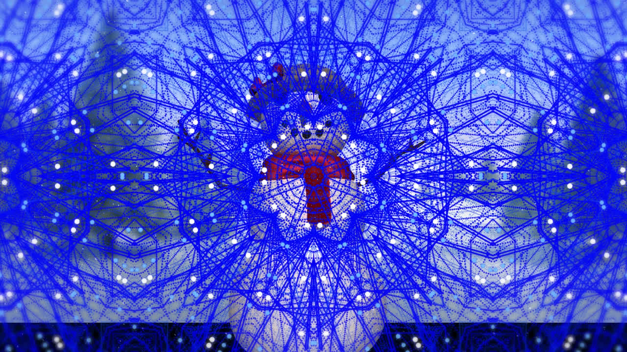 겨울 풍경에서 눈꽃이 눈인간 위에 떨어지는 파란색 칼레도스코프 효과