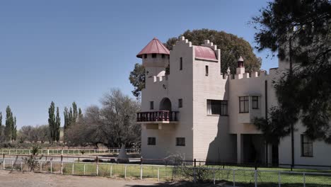 Establishing:-Concrete-block-Kasteel-castle-in-Loxton,-South-Africa