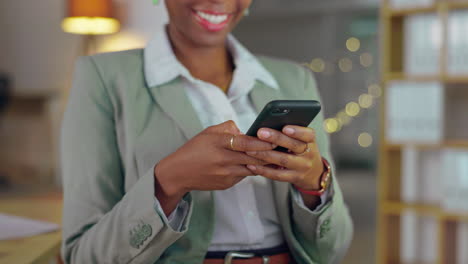 Black-woman,-hands-and-phone-at-night-in-business