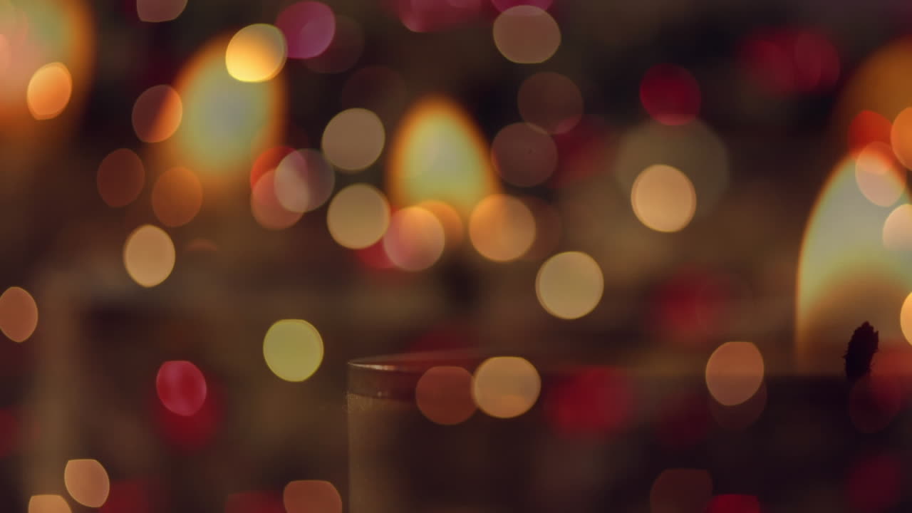 animación de velas sobre el árbol de navidad