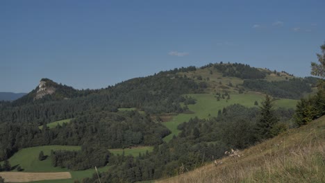 natuurlijke landschappen in hoge houdingen