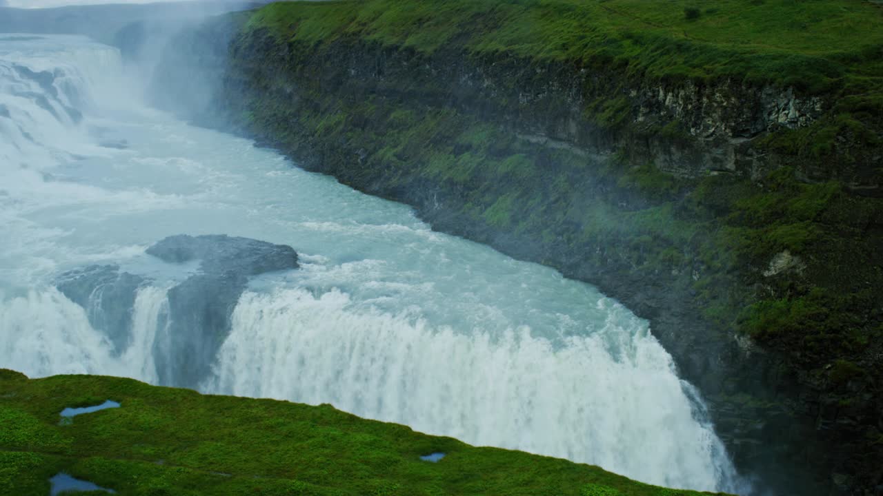 cascada de gullfoss en islandia