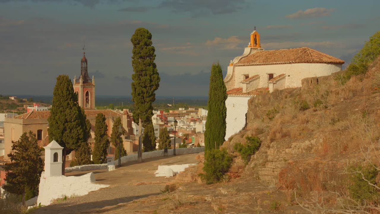 Sentiero religioso sul Calvario a Sagunto, in Spagna