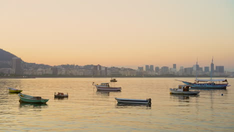 Sonnenuntergang-über-Rio-De-Janeiro,-Brasilien