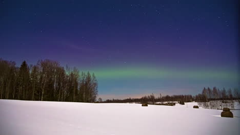 View-of-spectacular-bright-Aurora-in-timelapse-in-night-sky