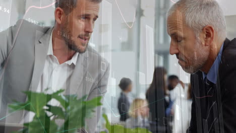 animación del procesamiento de datos financieros en un grupo de empresarios