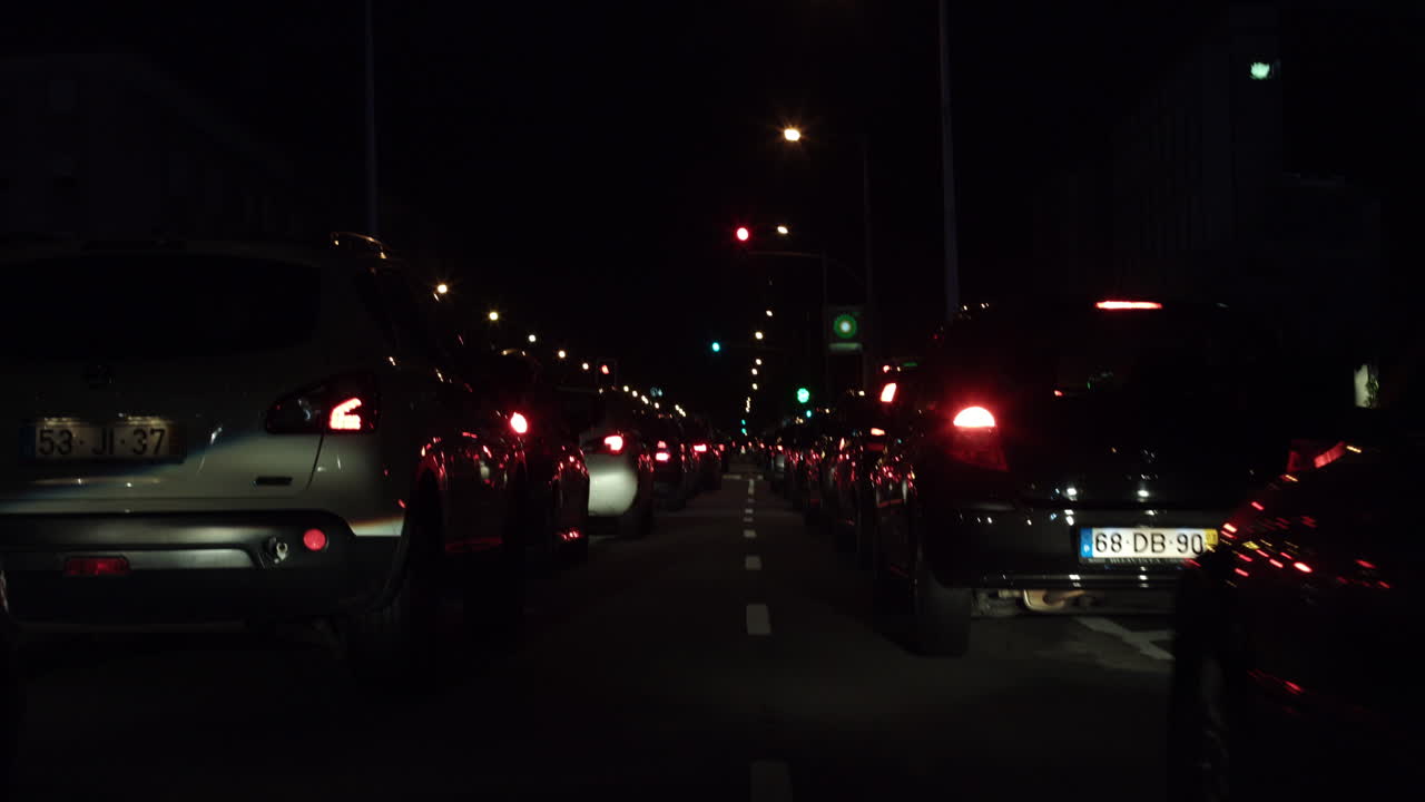 luces de la ciudad durante la noche amplia vista de la ciudad