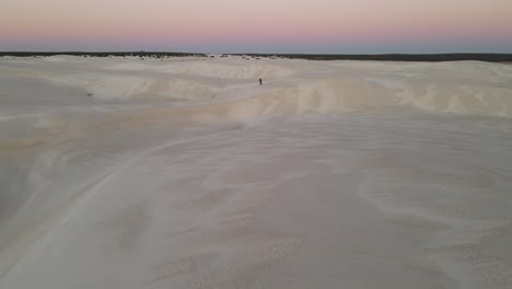 Fotografía-Del-Desierto-Al-Atardecer-Desde-Un-Dron