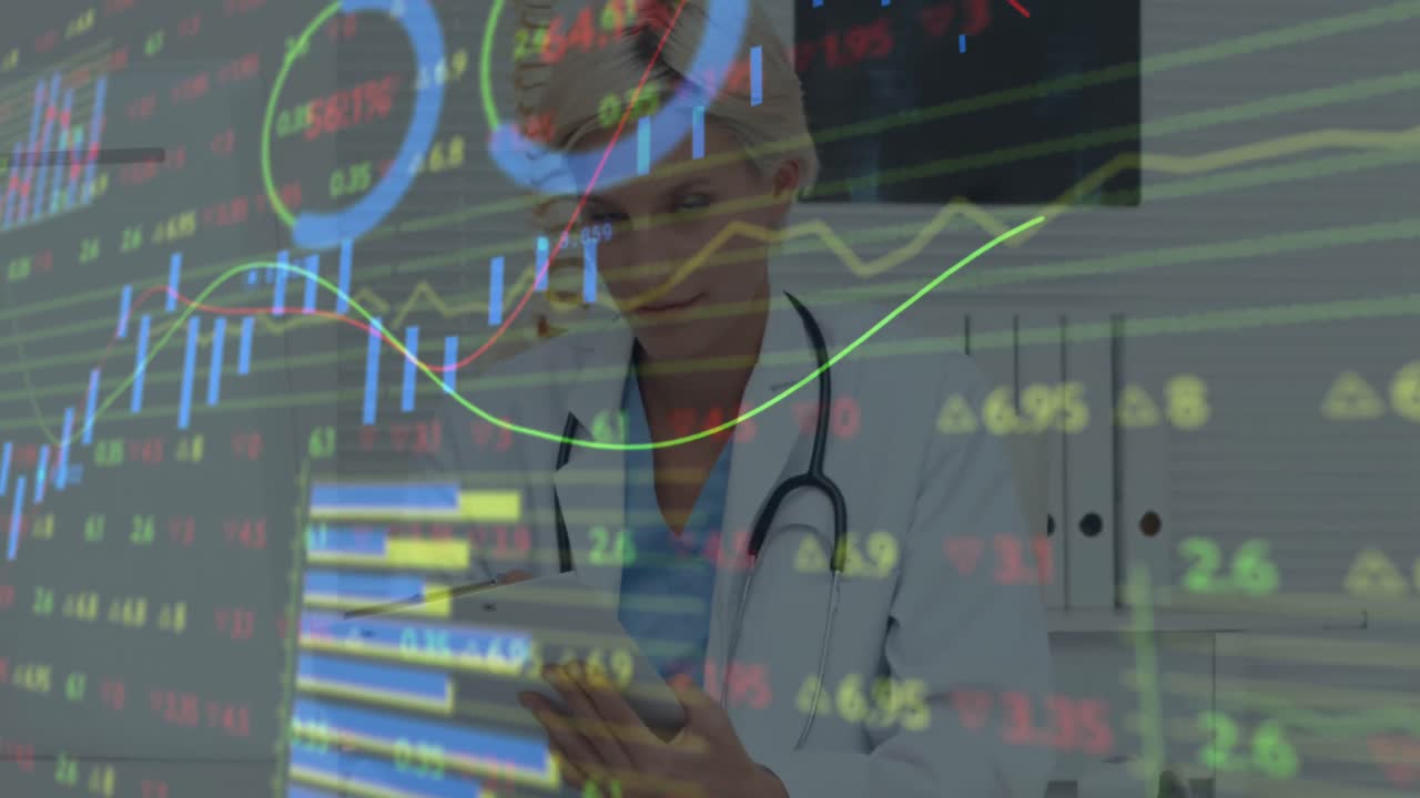 animación del procesamiento de datos y las estadísticas sobre la mujer médico con estetoscopio