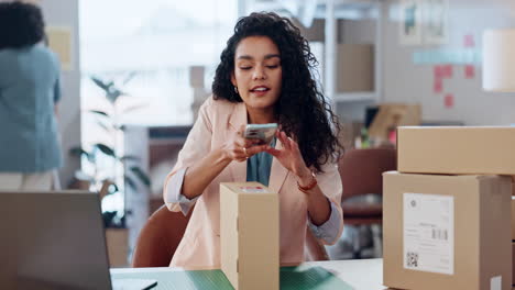 Kleinunternehmen,-Telefon-Und-Barcode-Auf-Der-Verpackung