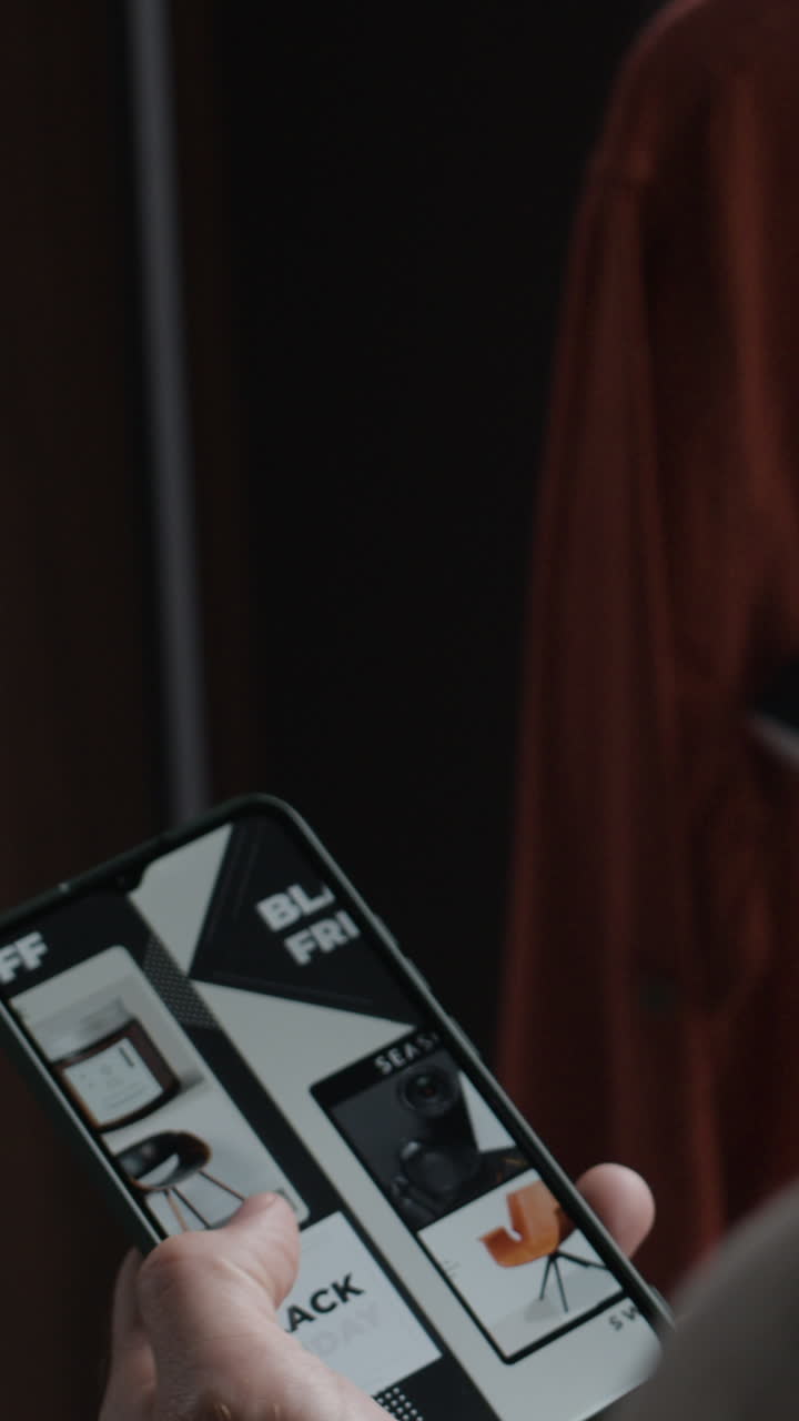 Browsing Black Friday Sales on a Smartphone