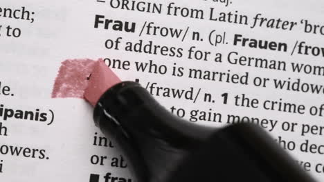 fraude resaltado en rosa