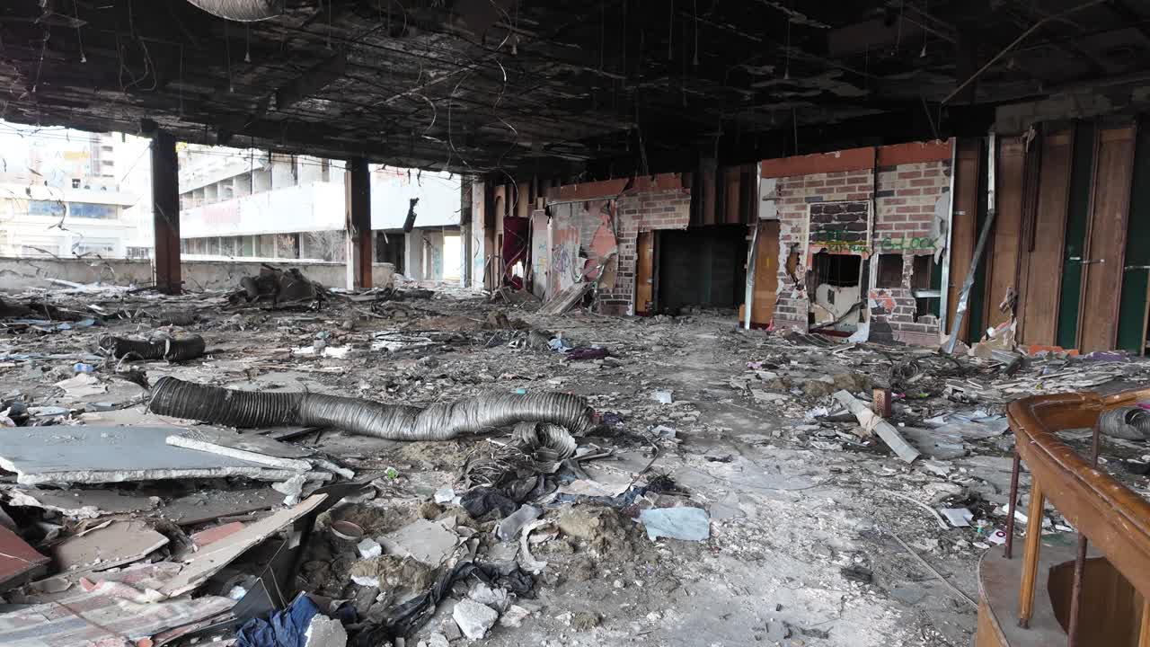 버려진 호텔 국립 키시나우 몰도바 쓰레기와 잔해 건물