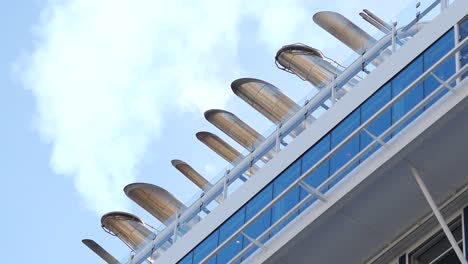 cruise ship exhaust pipes