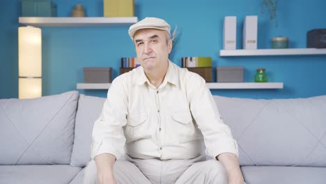 호기심 많은  ⁇ 은이가 듣고, 감청하고 있습니다.