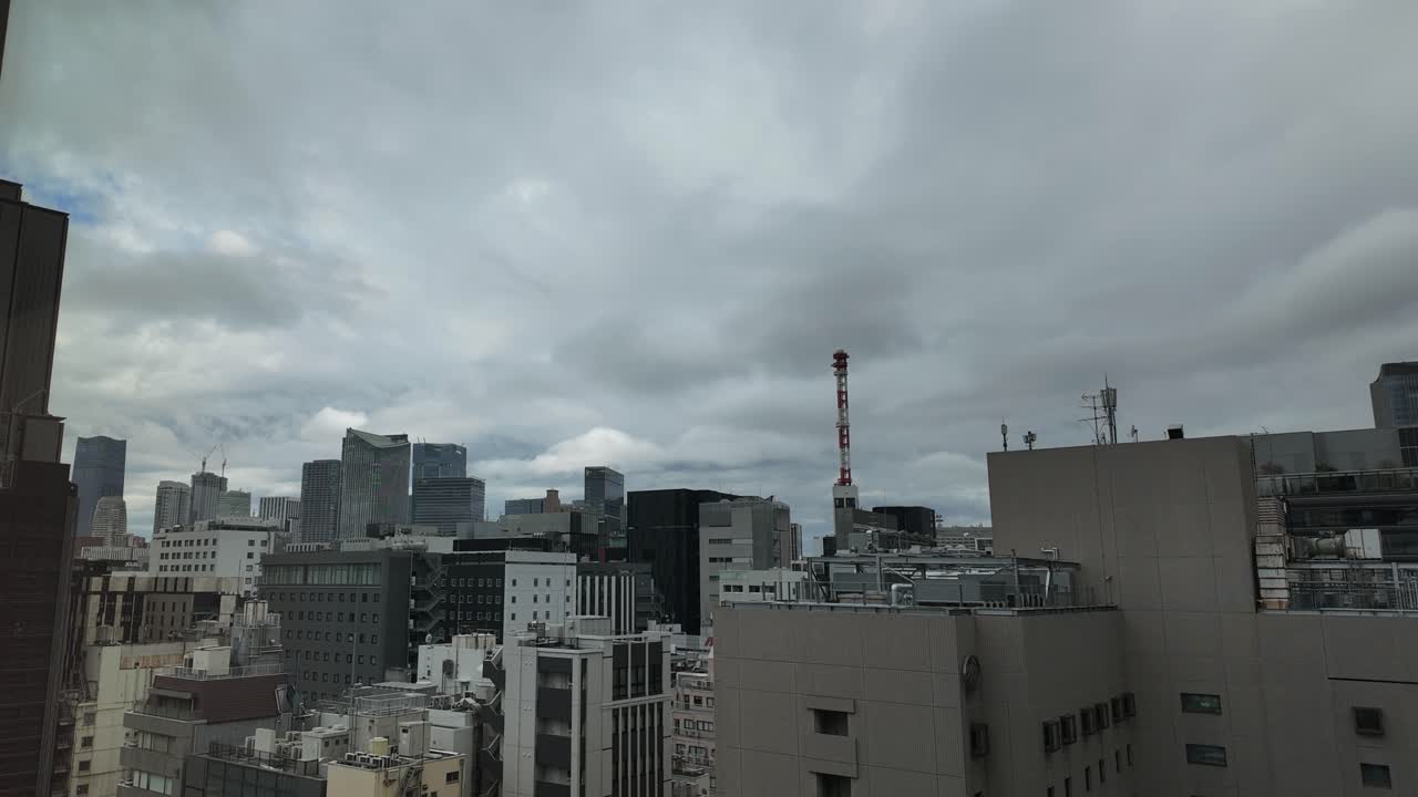 Tokyo’s Ginza district shines in this static time-lapse, with skyscrapers and clouds in the distance. Filmed on a DJI Osmo Pocket 3 in 4K.