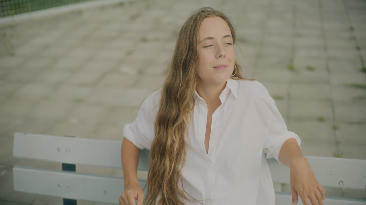 긍정적 인 성공적 인 여성 초상