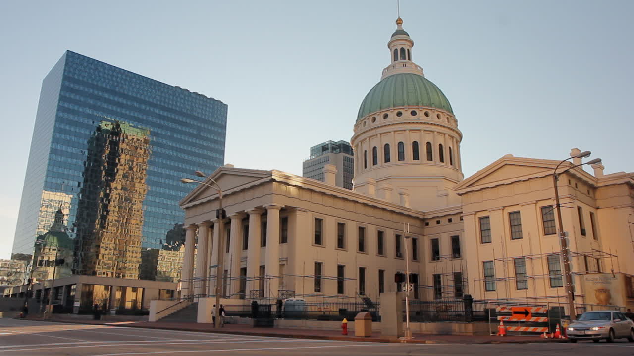 이것은 st의 정적 샷입니다.