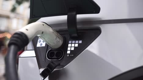 carga de coche eléctrico
