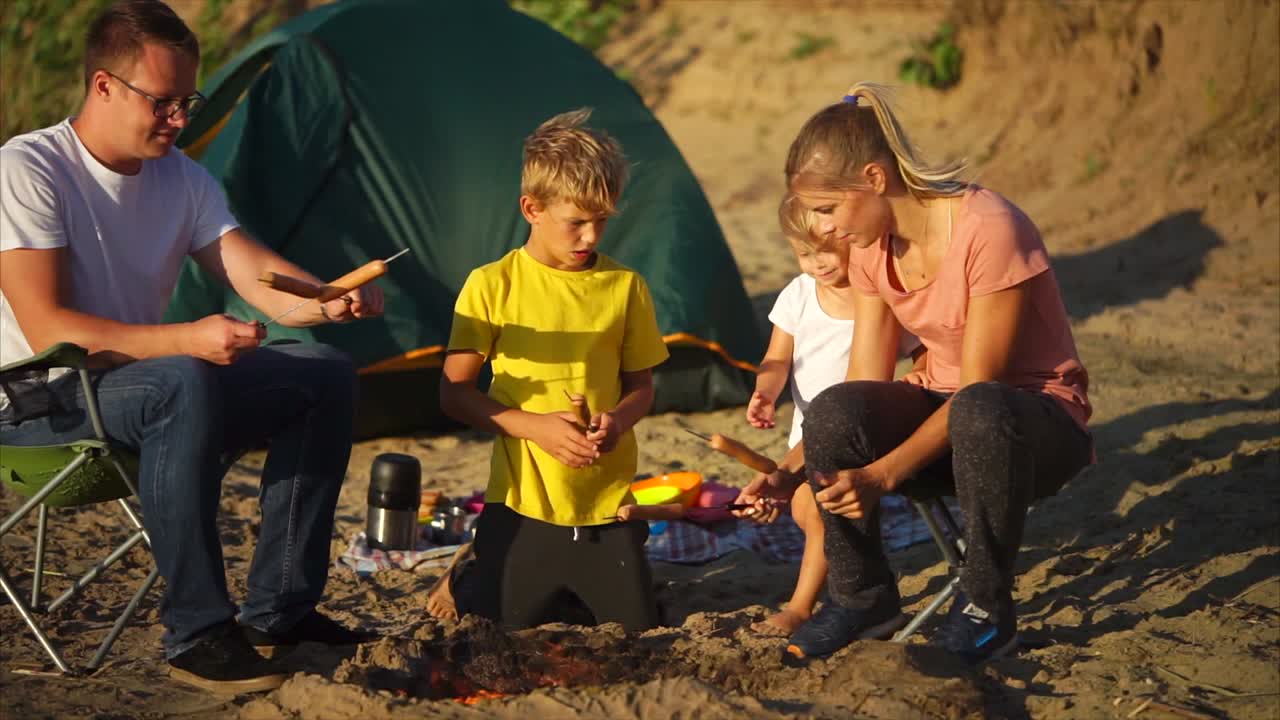 가족 캠핑 여행